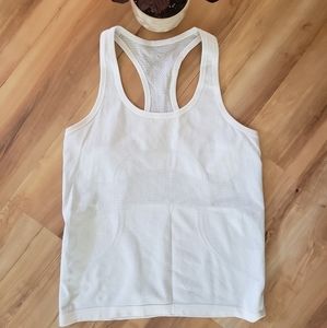 W8 Lululemon Top